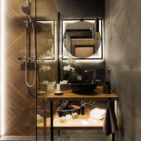 Leo Apartment Suite & Private Spa Zone - Old City Братислава Екстер'єр фото