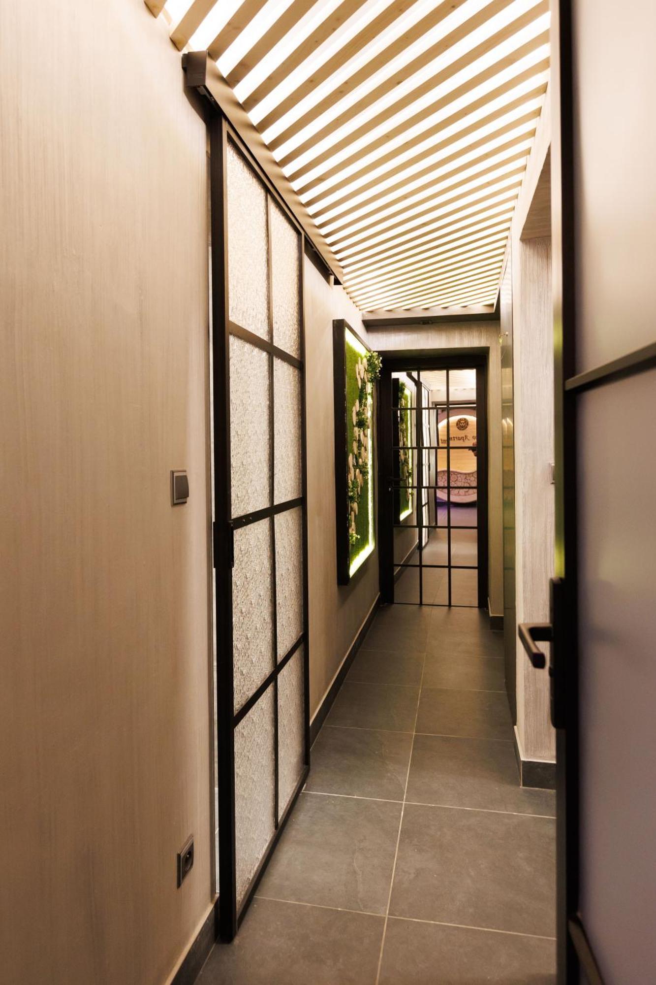 Leo Apartment Suite & Private Spa Zone - Old City Братислава Екстер'єр фото