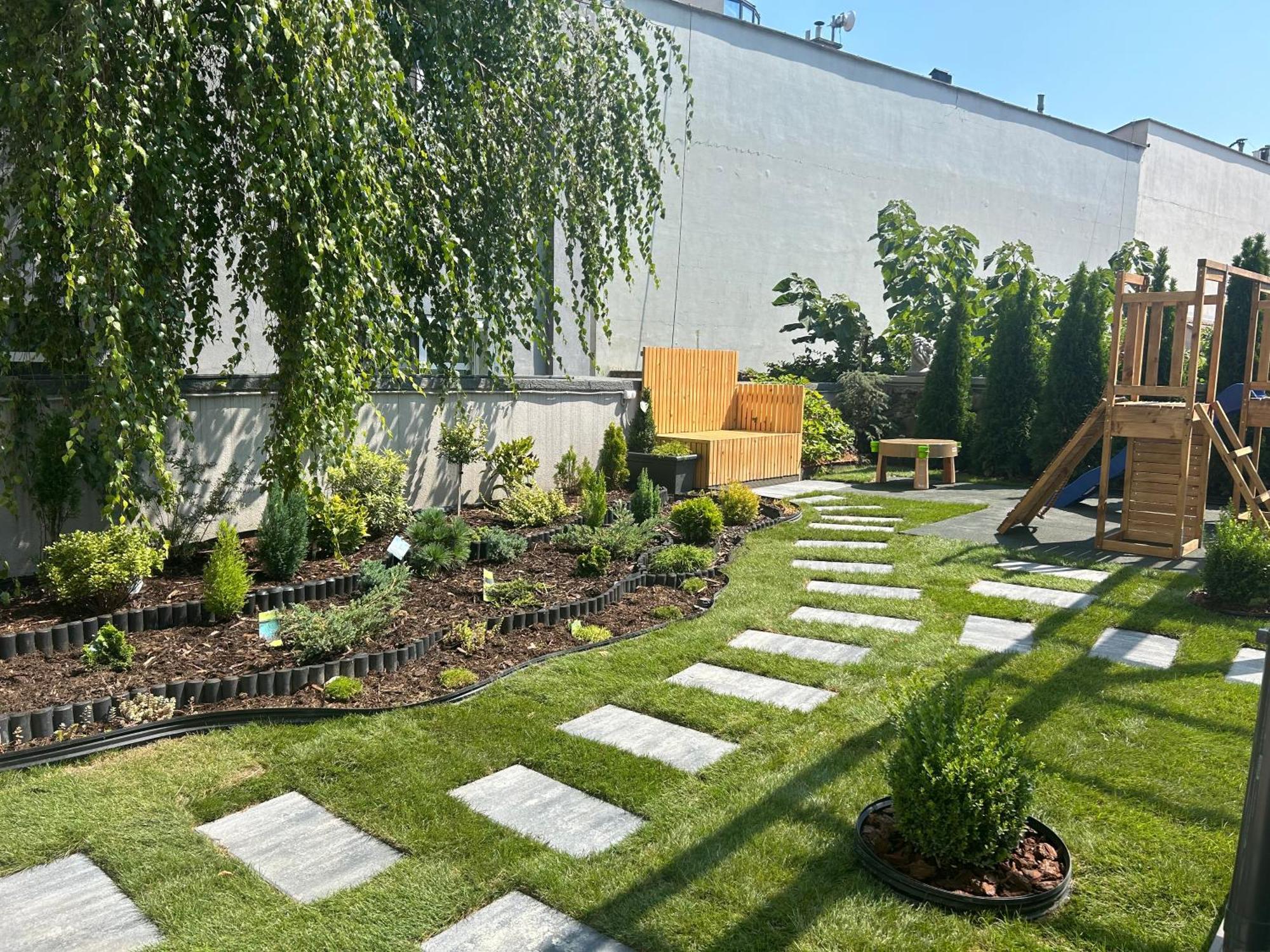 Leo Apartment Suite & Private Spa Zone - Old City Братислава Екстер'єр фото